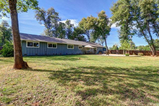 4001 Alta Mesa Drive, Redding, CA 96002