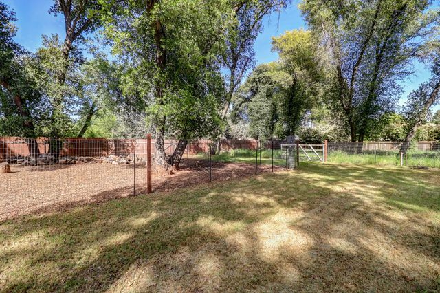 4001 Alta Mesa Drive, Redding, CA 96002