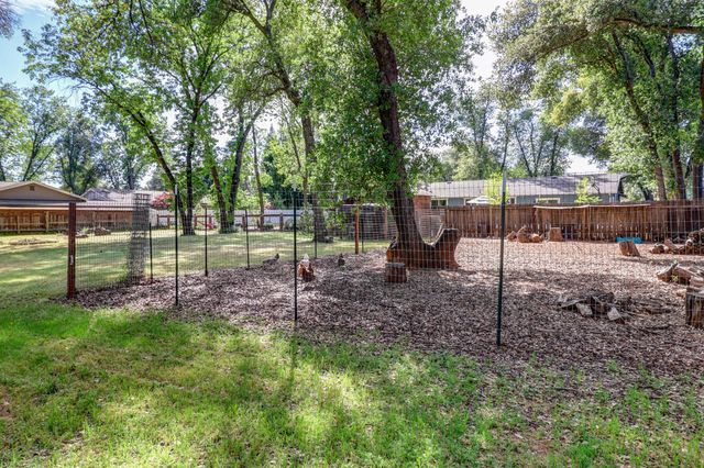 4001 Alta Mesa Drive, Redding, CA 96002