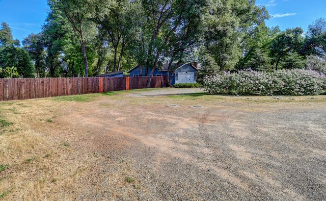 4001 Alta Mesa Drive, Redding, CA 96002