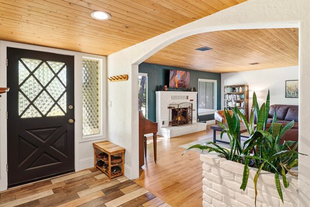 4001 Alta Mesa Drive, Redding, CA 96002