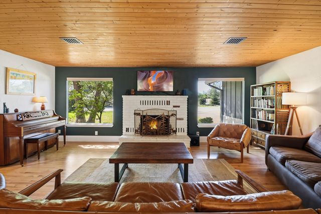 4001 Alta Mesa Drive, Redding, CA 96002