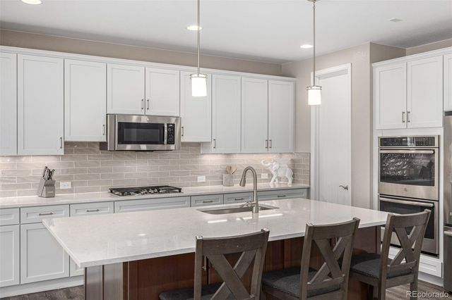 25190 E Nova Place, Aurora, CO 80016