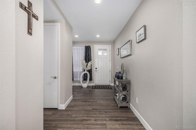 25190 E Nova Place, Aurora, CO 80016