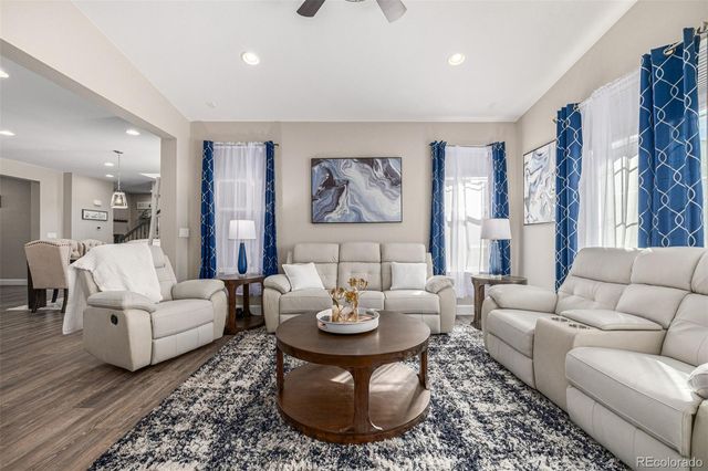 25190 E Nova Place, Aurora, CO 80016