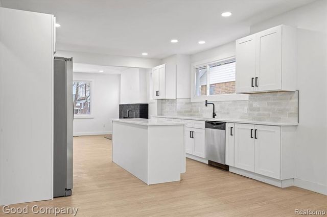 11931 Wisconsin Street, Detroit, MI 48204