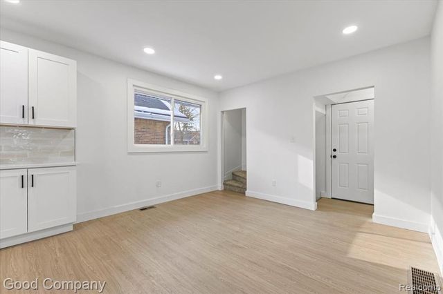 11931 Wisconsin Street, Detroit, MI 48204