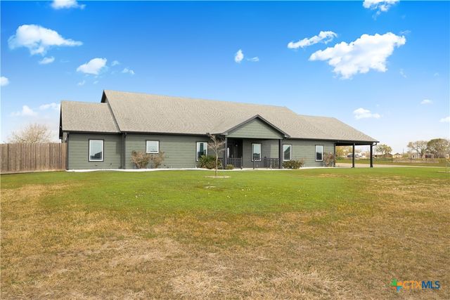 1118 E Maxwell Ditch Road, Port Lavaca, TX 77979