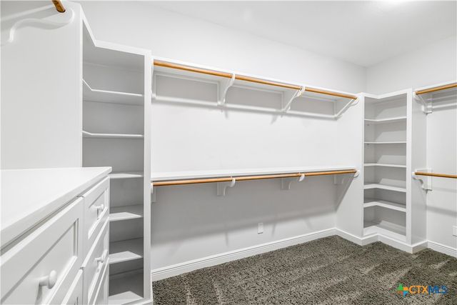 1118 E Maxwell Ditch Road, Port Lavaca, TX 77979