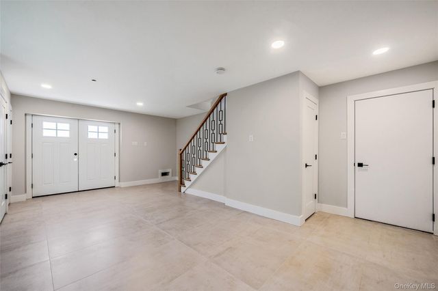 237 Mott Street, Oceanside, NY 11572