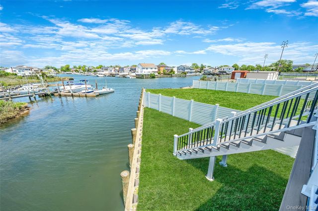 237 Mott Street, Oceanside, NY 11572