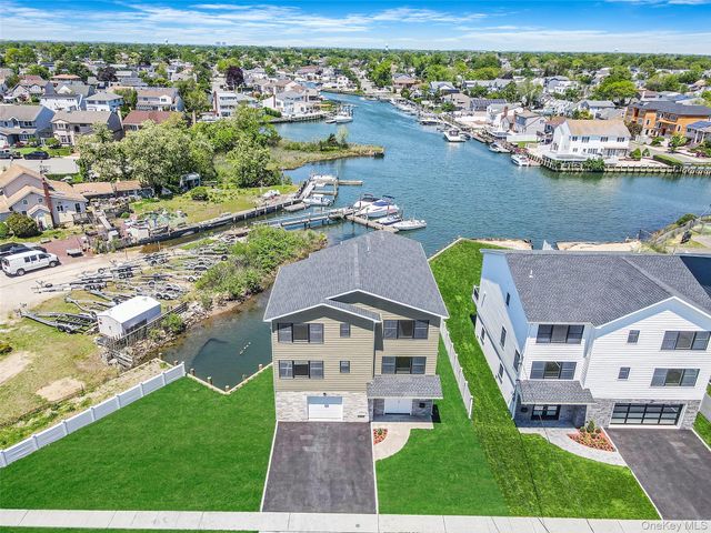 237 Mott Street, Oceanside, NY 11572