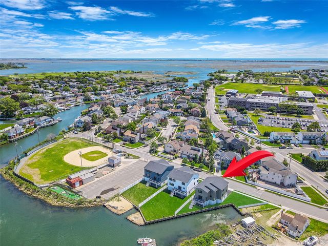237 Mott Street, Oceanside, NY 11572