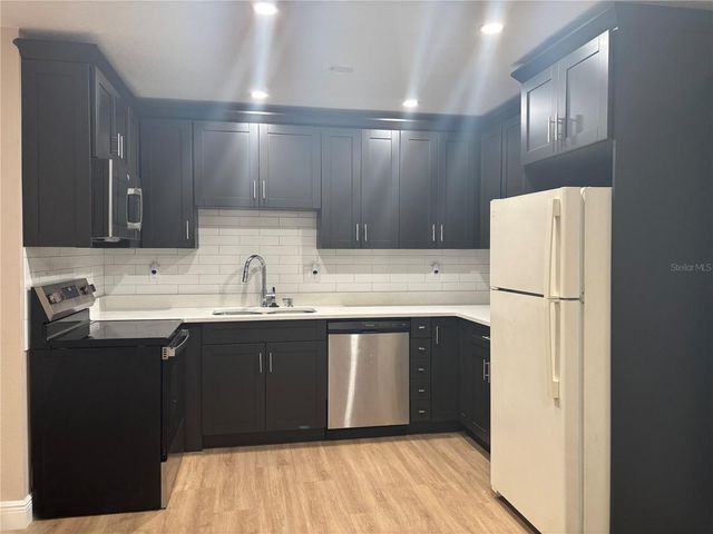 11804 CYPRESS HILL CIRCLE 45, Tampa, FL 33626