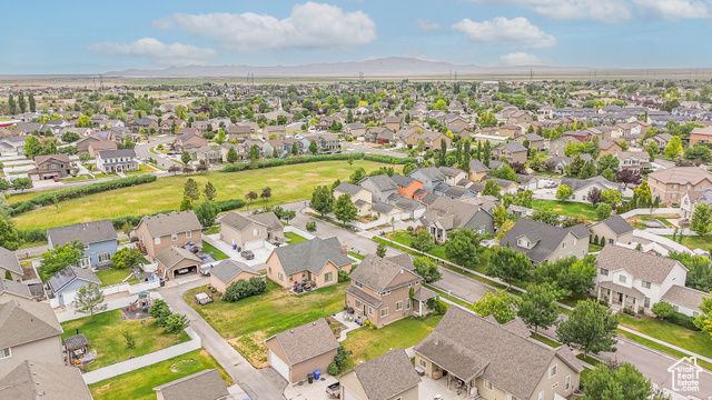 17 S BELMONT DR, Farmington, UT 84025