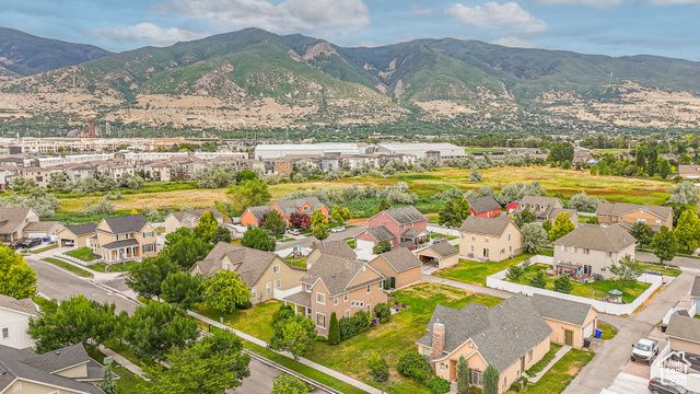 17 S BELMONT DR, Farmington, UT 84025