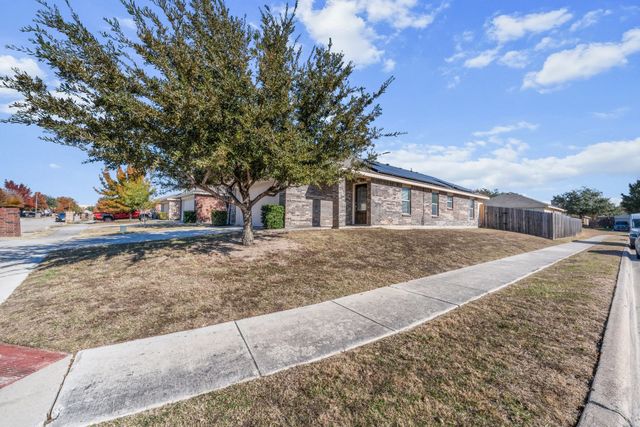 9000 Quarry Ridge Trail, Fort Worth, TX 76244