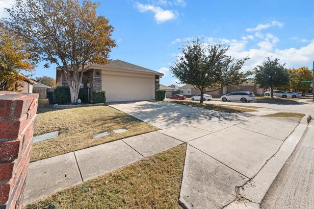 9000 Quarry Ridge Trail, Fort Worth, TX 76244