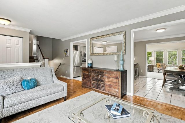 2080 Kelzer Pond Drive, Victoria, MN 55386