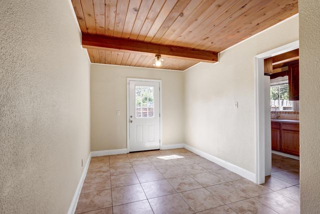 5510 71st St, Sacramento, CA 95820