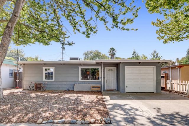 5510 71st St, Sacramento, CA 95820