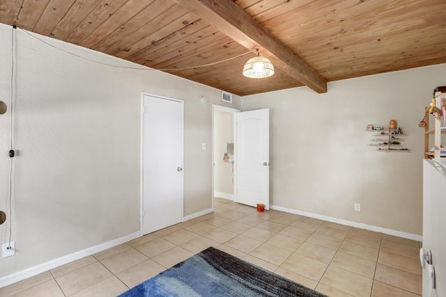 5510 71st St, Sacramento, CA 95820