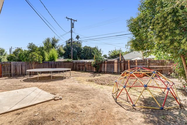 5510 71st St, Sacramento, CA 95820