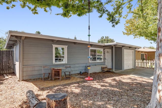 5510 71st St, Sacramento, CA 95820