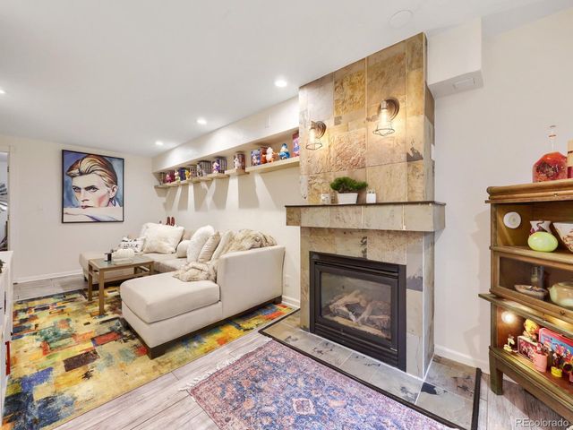 6431 Secrest Ct, Arvada, CO 80007