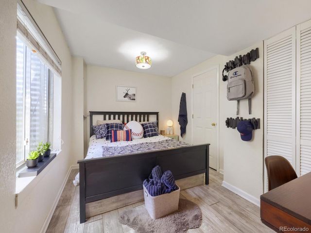 6431 Secrest Ct, Arvada, CO 80007