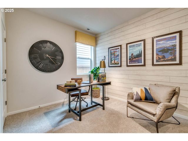 345 Stella St Ne, Salem, OR 97301