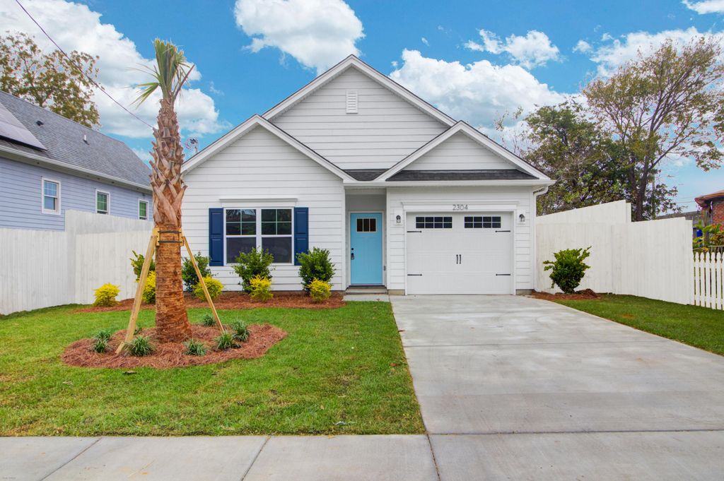 2304 Delano Street, Charleston, SC 29405