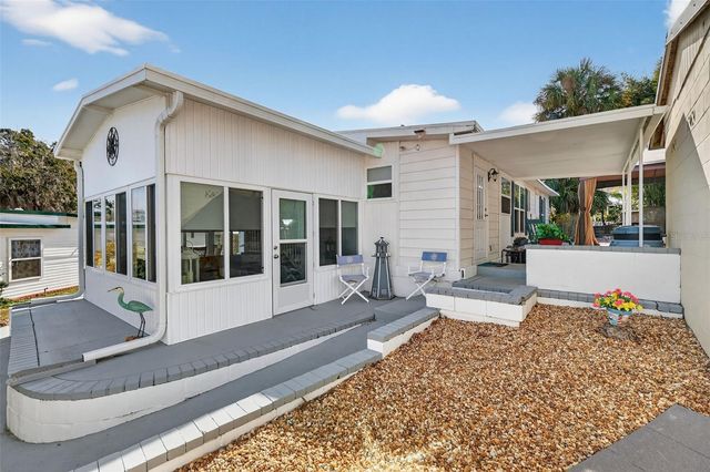 3896 PICCIOLA ROAD 233, Fruitland Park, FL 34731