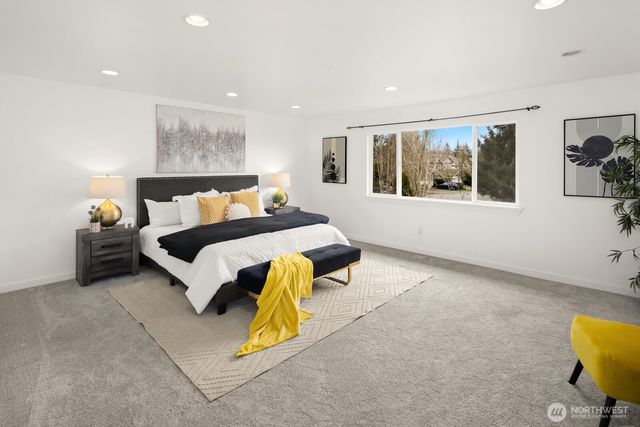 23809 SE 6th Street, Sammamish, WA 98074