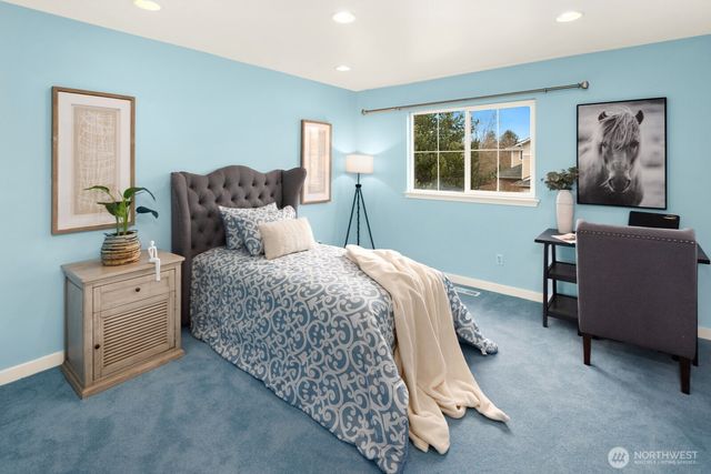 23809 SE 6th Street, Sammamish, WA 98074