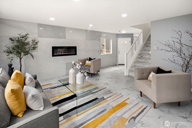 23809 SE 6th Street, Sammamish, WA 98074