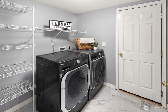 23809 SE 6th Street, Sammamish, WA 98074