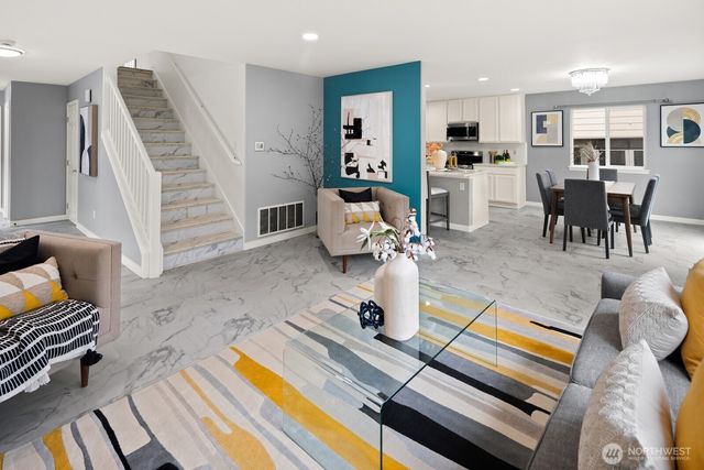 23809 SE 6th Street, Sammamish, WA 98074