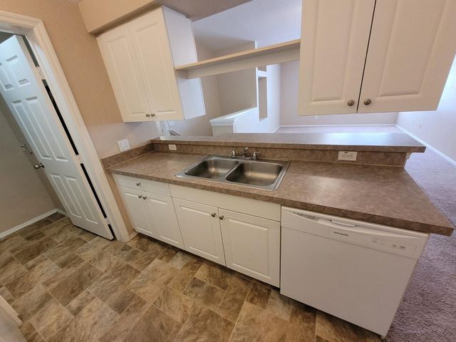 36101 DEER CREEK DRIVE 201, Zephyrhills, FL 33541