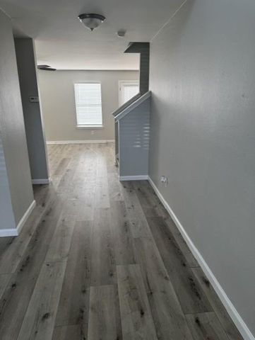 915 Churchill Farms DR, Georgetown, TX 78626