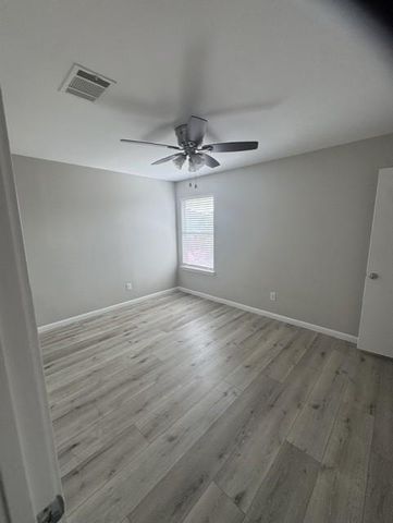 915 Churchill Farms DR, Georgetown, TX 78626
