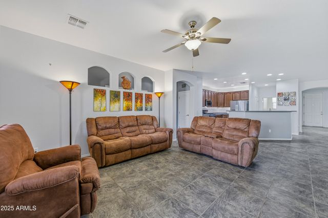 42448 W ALMIRA Drive, Maricopa, AZ 85138