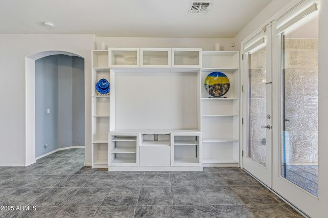 42448 W ALMIRA Drive, Maricopa, AZ 85138