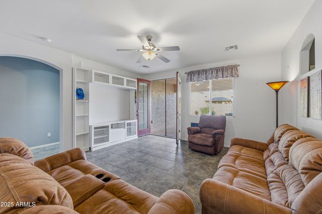 42448 W ALMIRA Drive, Maricopa, AZ 85138