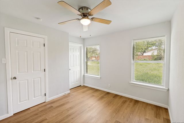 2935 LASSES BLVD, San Antonio, TX 78223