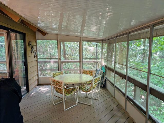 725 Blue Ridge Drive, Sautee Nacoochee, GA 30571