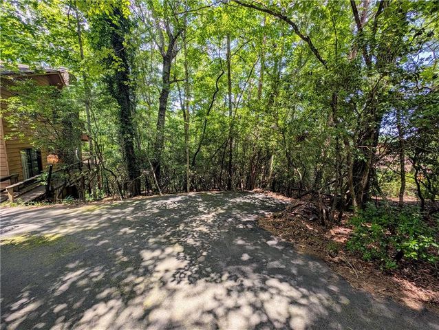 725 Blue Ridge Drive, Sautee Nacoochee, GA 30571