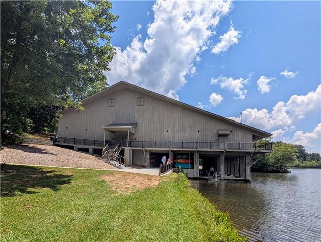 725 Blue Ridge Drive, Sautee Nacoochee, GA 30571