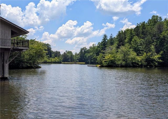 725 Blue Ridge Drive, Sautee Nacoochee, GA 30571