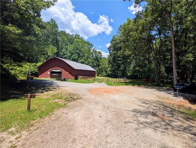 725 Blue Ridge Drive, Sautee Nacoochee, GA 30571